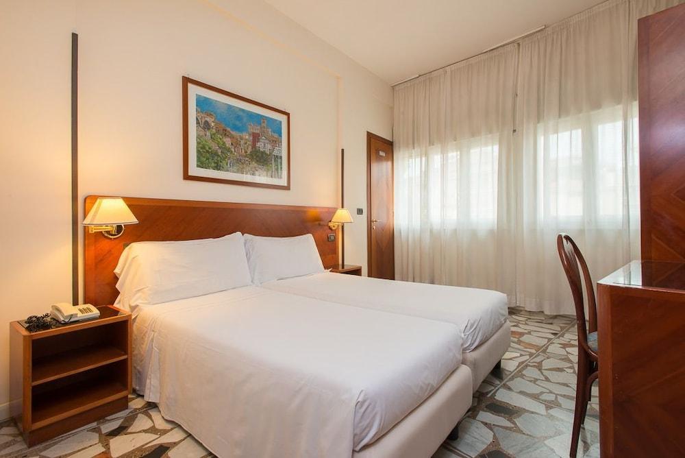 Hotel Giotto Roma Exterior foto
