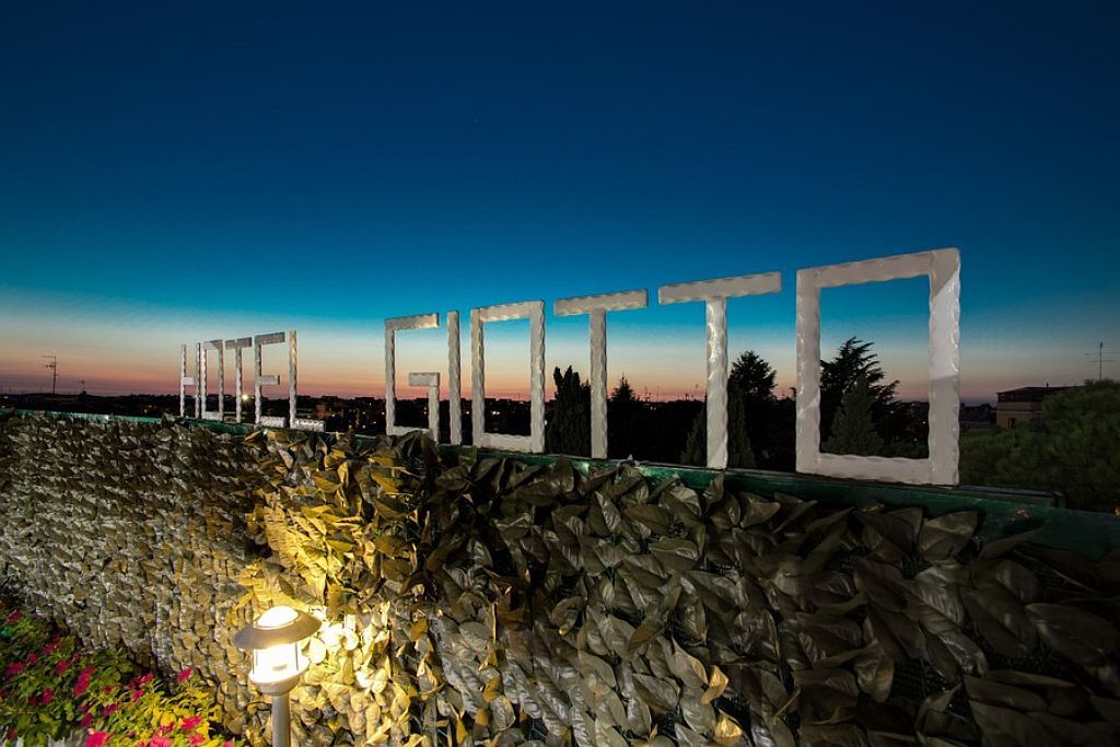 Hotel Giotto Roma Exterior foto