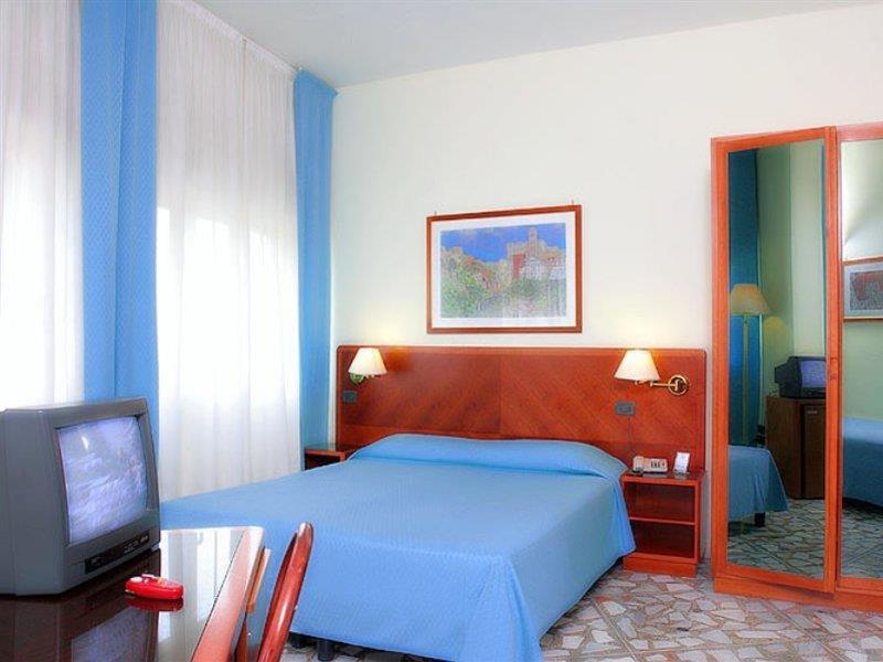 Hotel Giotto Roma Exterior foto